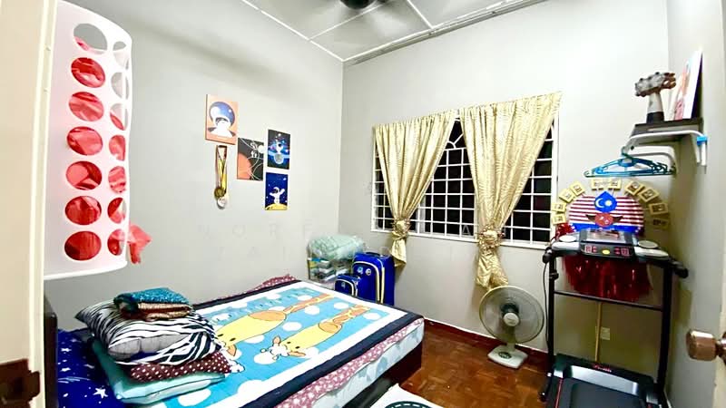 Cluster House for Sale in Sungai Buloh (Selangor) - NORFADILAH ZAINUDDIN - Bedroom - PropertyGuru.com.my