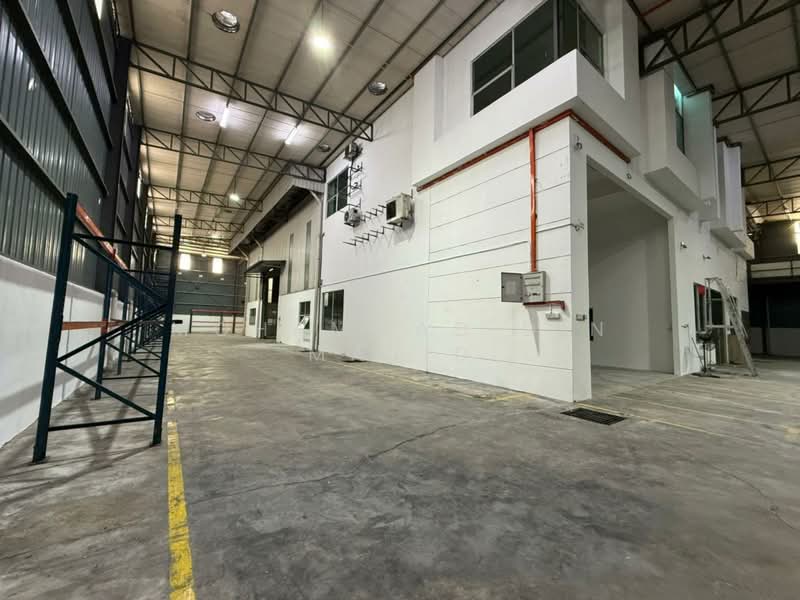 Factory for Rent in Puchong (Selangor) - Mohammad Din Majid - Interior - PropertyGuru.com.my