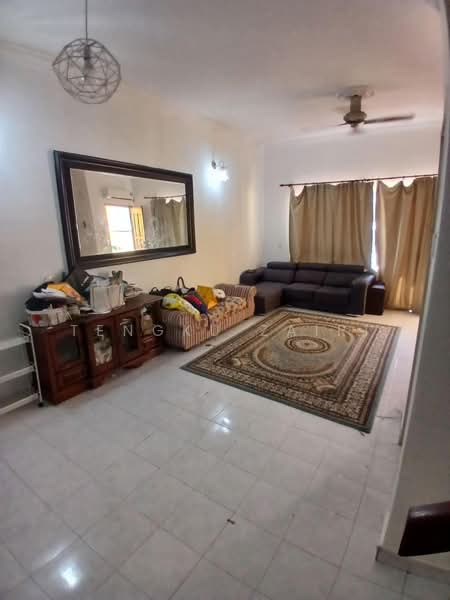 2-storey Terraced House for Sale in Taman Bukit Subang (Shah Alam) - Tengku Zairi - Living Room - PropertyGuru.com.my