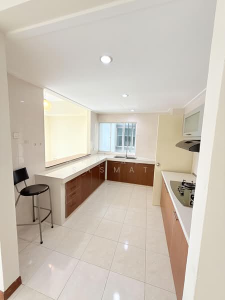 Service Residence for Sale at Desa Impiana - SHAH REZA SASMAT - Kitchen - PropertyGuru.com.my
