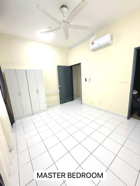 Residensi Bandar Bukit Mahkota (PR1MA @ Bandar Bukit Mahkota) untuk Untuk Disewa - RM 1,400 /bulan, Feb 2026 - Master Bedroom - PropertyGuru.com.my