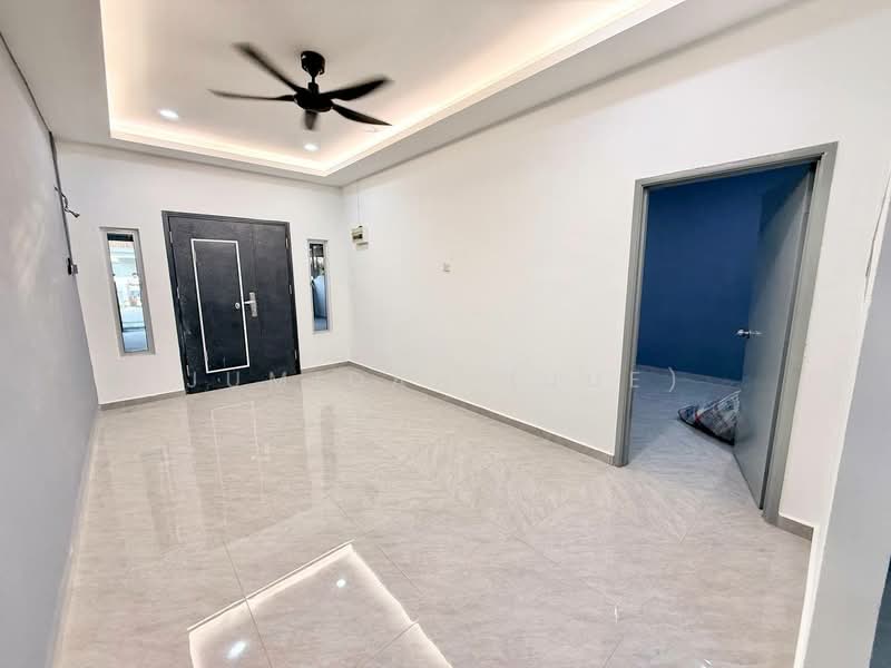 1-storey Terraced House for Sale in Banting (Selangor) - JUMIDAH (JUE) - Entrance - PropertyGuru.com.my