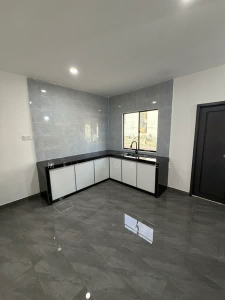 1-storey Terraced House for Sale in Bandar Selesa Jaya (Skudai) - Melinda Ee - PropertyGuru.com.my