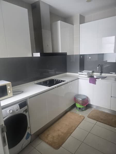 Service Residence for Sale at The Park 2 - Tiffany Leong - Kitchen - PropertyGuru.com.my
