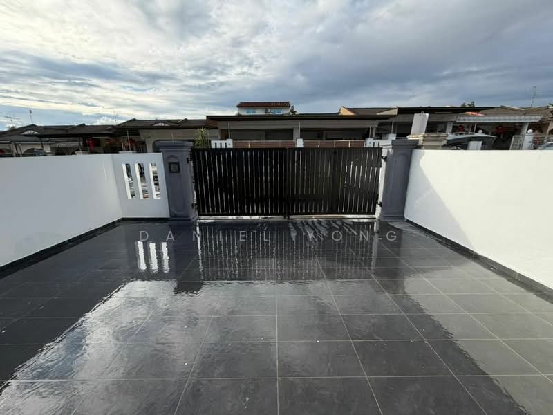 1-storey Terraced House for Sale in Taman Selesa Jaya (Iskandar Puteri (Nusajaya)) - Daniel Yong - Exterior - PropertyGuru.com.my