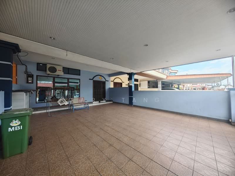 2-storey Terraced House for Sale in Taman Badri Shah (Lahat) - Gary Tang - Exterior - PropertyGuru.com.my