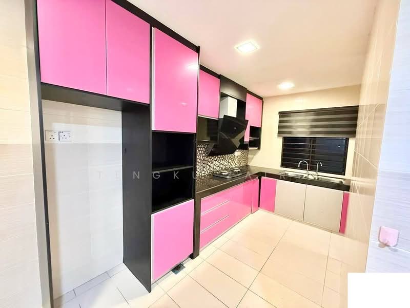 Taman Reko Mutiara untuk Untuk Dijual - RM 550,000, Mac 2026 - Kitchen - PropertyGuru.com.my