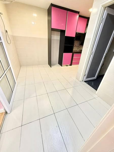 Taman Reko Mutiara untuk Untuk Dijual - RM 550,000, Mac 2026 - Kitchen - PropertyGuru.com.my