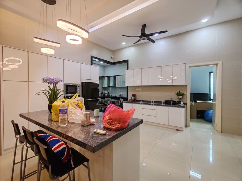 Taman Ampang Saujana, Ampang Selangor untuk Untuk Dijual - RM 2,300,000, Feb 2026 - Kitchen - PropertyGuru.com.my
