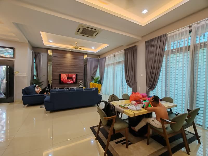 Taman Ampang Saujana, Ampang Selangor untuk Untuk Dijual - RM 2,300,000, Feb 2026 - Living Room - PropertyGuru.com.my