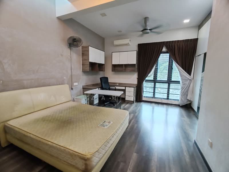 Taman Ampang Saujana, Ampang Selangor untuk Untuk Dijual - RM 2,300,000, Feb 2026 - Bedroom - PropertyGuru.com.my