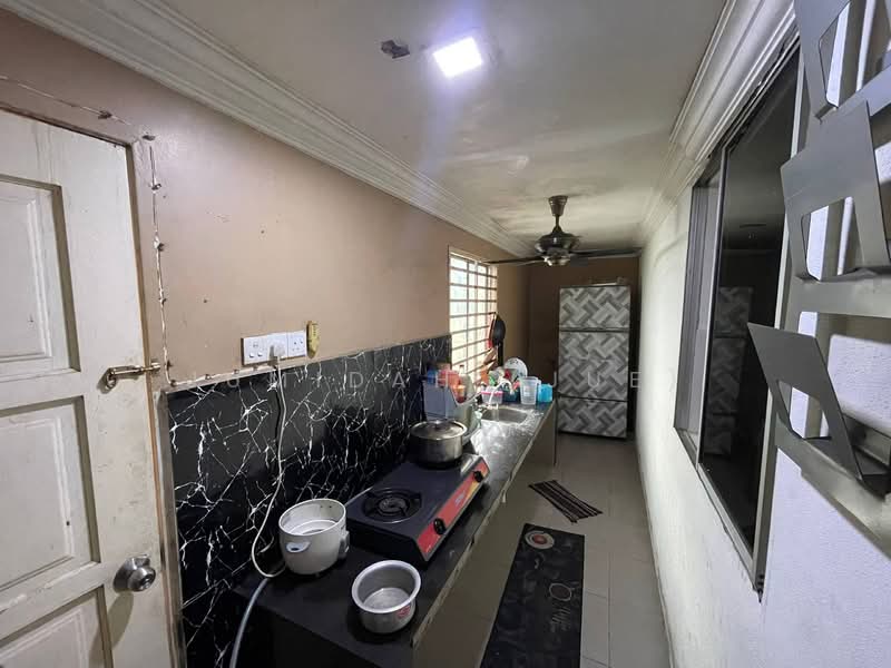 1-storey Terraced House for Sale in Taman Sentosa (Klang) - JUMIDAH (JUE) - Kitchen - PropertyGuru.com.my