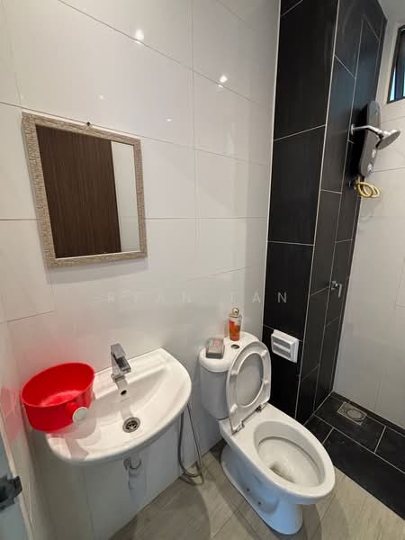 Service Residence for Rent at Seasons Garden Residences - Ryan Tan - Bathroom - PropertyGuru.com.my