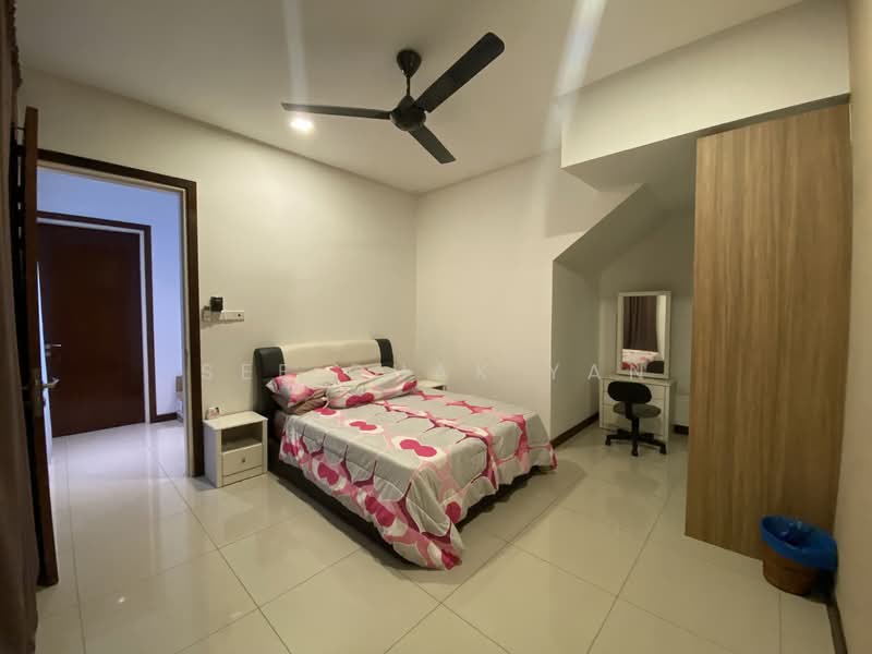 3-storey Terraced House for Sale in Taman Melawati (Ulu Kelang) - See Chak Yan - Bedroom - PropertyGuru.com.my