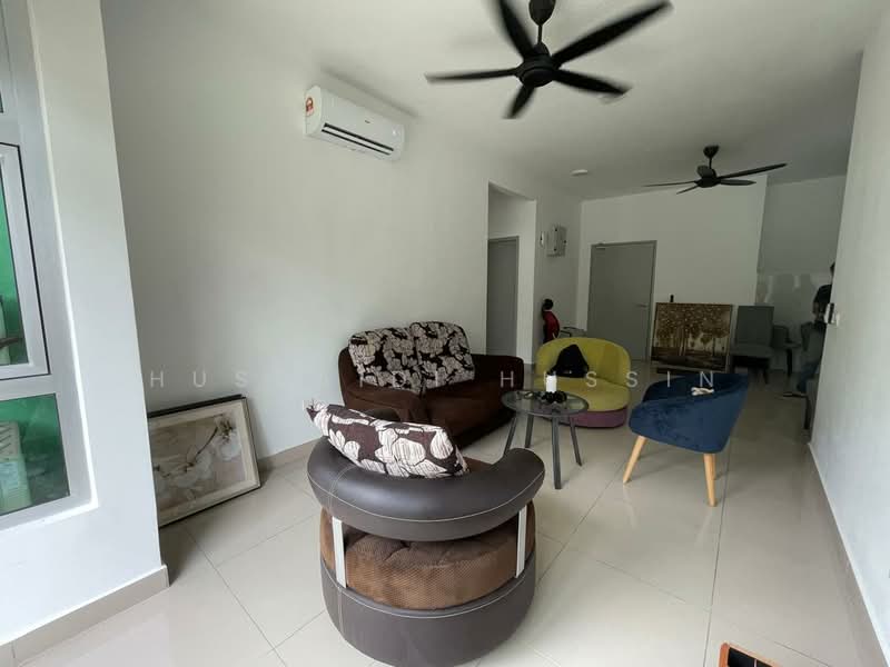 Condominium for Sale at Residensi Sakura - Hussaidi Hussin - Living Room - PropertyGuru.com.my