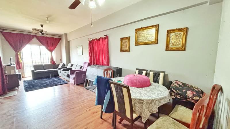 Langat Jaya Condominium untuk Untuk Dijual - RM 265,000, Feb 2026 - Living Room - PropertyGuru.com.my