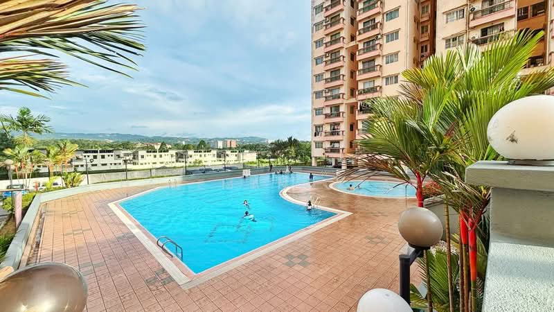 Langat Jaya Condominium untuk Untuk Dijual - RM 265,000, Feb 2026 - Pool - PropertyGuru.com.my