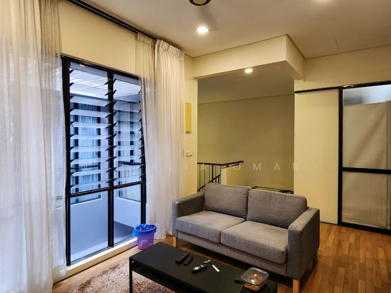 2-storey Terraced House for Sale in Denai Alam (Shah Alam) - Nur Alia Omar - Living Room - PropertyGuru.com.my