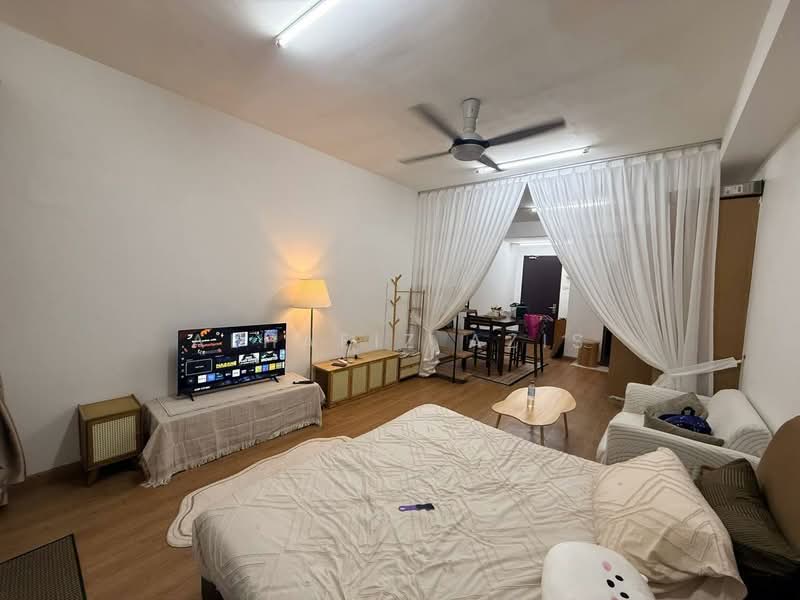 Apartment for Sale at D'Secret Garden (Pangsapuri Kempas Indah) - ALHAFIZ AZIS - Living Room - PropertyGuru.com.my