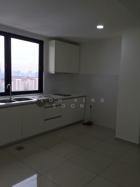 Condominium for Sale at Encorp Strand Residence - Seoh Keng Soon - Kitchen - PropertyGuru.com.my