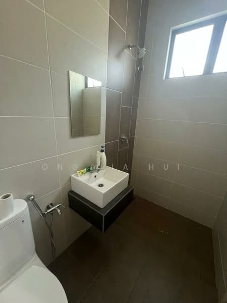 2-storey Terraced House for Rent in Seremban (Negeri Sembilan) - Ong Jia Hui - Bathroom - PropertyGuru.com.my