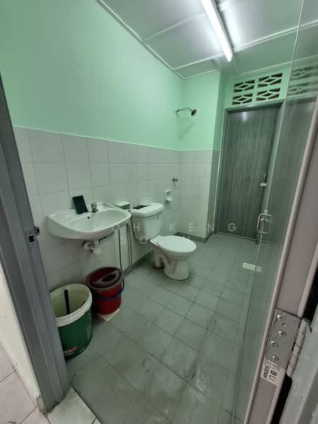 Seri Cendekia untuk Untuk Dijual - RM 370,000, Feb 2026 - Bathroom - PropertyGuru.com.my