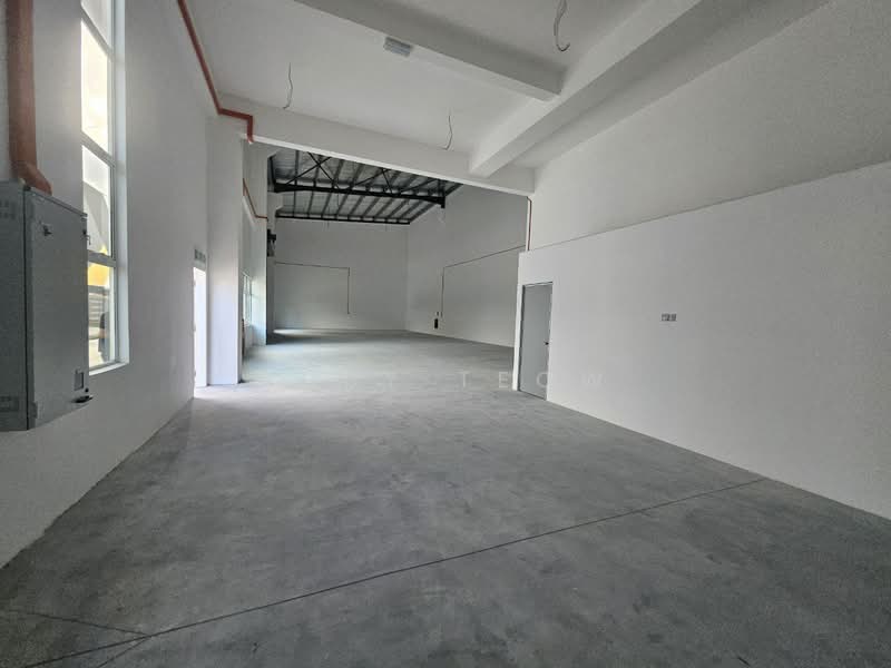 Desa Cemerlang Frontier Industrial - 1.5 Storey Cluster Factory for Rent untuk Untuk Disewa - RM 12,500 /bulan, Mac 2026 - Interior - PropertyGuru.com.my