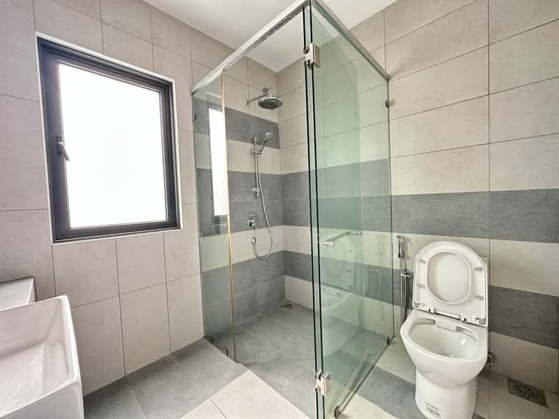 Semi-Detached House for Sale in Sungai Buloh (Selangor) - Marvin Giam - Bathroom - PropertyGuru.com.my