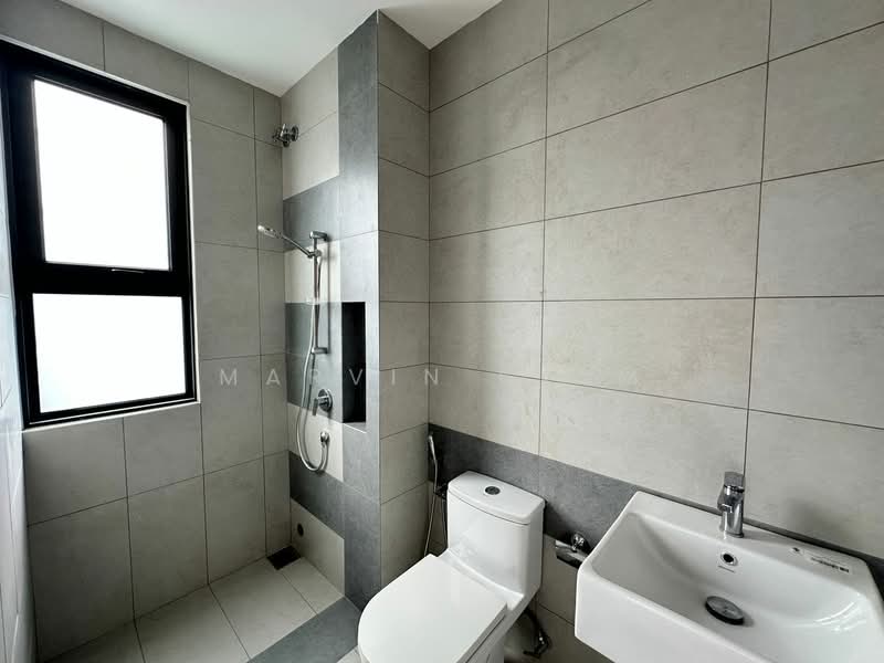 Semi-Detached House for Sale in Sungai Buloh (Selangor) - Marvin Giam - Bathroom - PropertyGuru.com.my