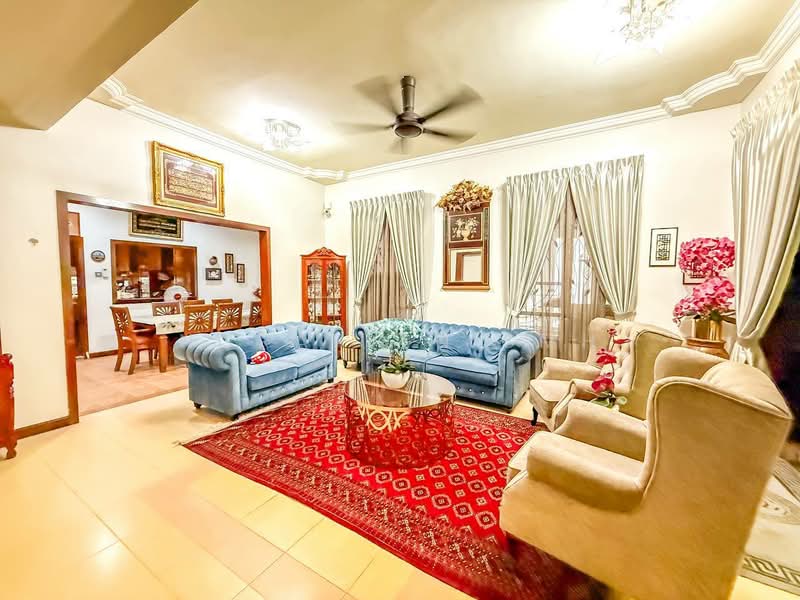 Rumah Berkembar untuk Dijual di Ukay Perdana (Ulu Kelang) - Norafian SMH - Living Room - PropertyGuru.com.my