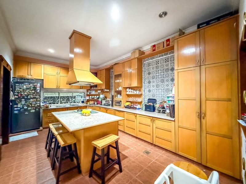 Rumah Berkembar untuk Dijual di Ukay Perdana (Ulu Kelang) - Norafian SMH - Kitchen - PropertyGuru.com.my