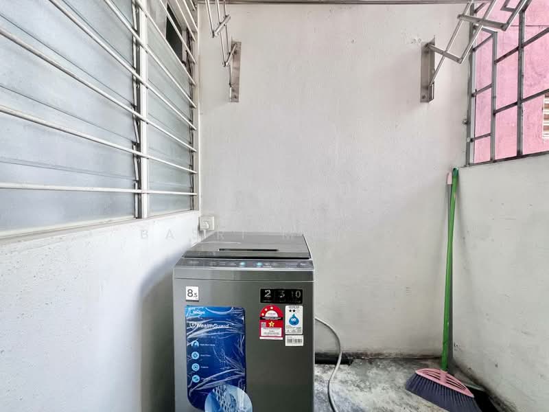 Apartment for Rent at Mentari Court - Basri Munir - Interior - PropertyGuru.com.my