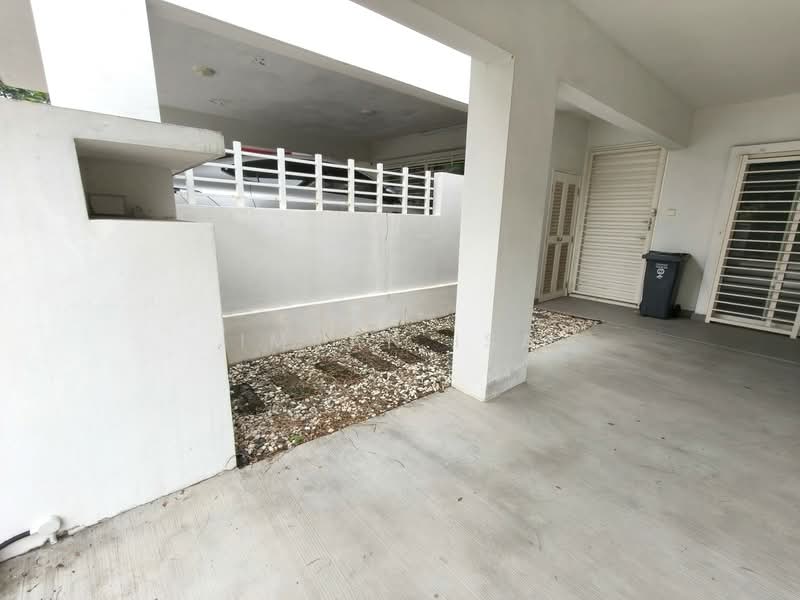2-storey Terraced House for Sale in Nilai (Negeri Sembilan) - Imran Isa - Exterior - PropertyGuru.com.my