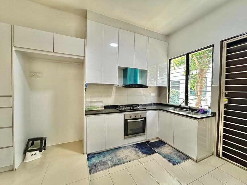2-storey Terraced House for Sale in Seksyen 16 (Shah Alam) - Muin Mn - Kitchen - PropertyGuru.com.my