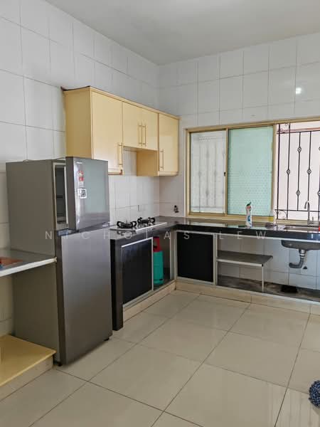 East Lake Residence untuk Untuk Disewa - RM 1,900 /bulan, Feb 2026 - Kitchen - PropertyGuru.com.my