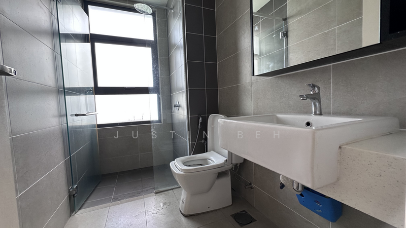 Condominium for Rent at Lakeville Residence - Justin Beh - Master Bathroom - PropertyGuru.com.my