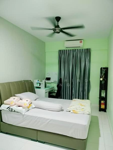 2-storey Terraced House for Sale in Taman Scientex Senai (Senai) - Loong Hing Liong - Bedroom - PropertyGuru.com.my