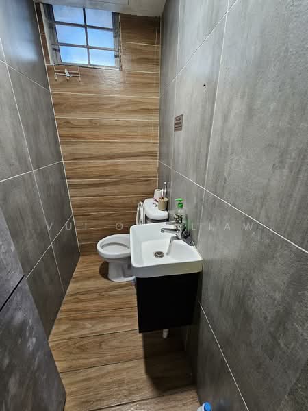 Lintas Square untuk Untuk Disewa - RM 3,000 /bulan, Feb 2026 - Bathroom - PropertyGuru.com.my