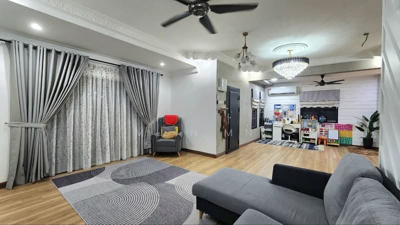 Bandar Saujana Utama untuk Untuk Dijual - RM 495,000, Mac 2026 - Living Room - PropertyGuru.com.my