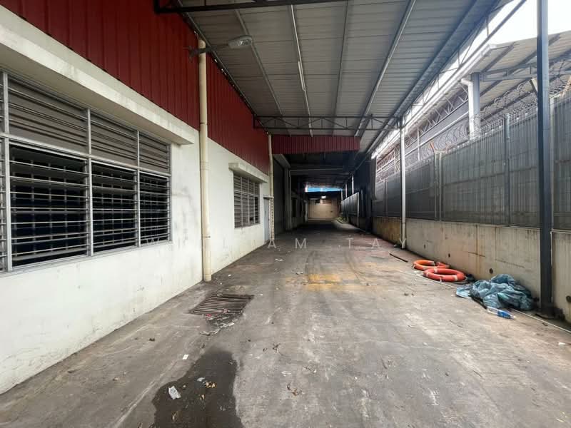 Semi-D Factory for Sale in Taman Perindustrian Desa Plentong (Masai) - William Tay - Exterior - PropertyGuru.com.my