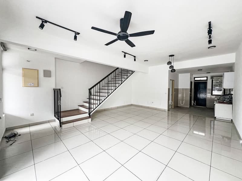 For Sale - City of Elmina : Elmina Valley 1