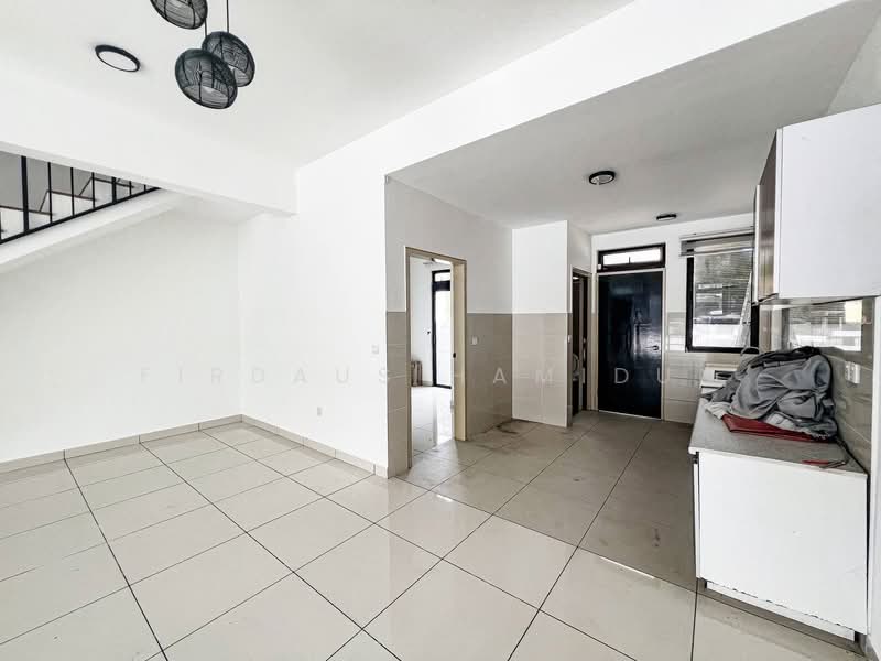 For Sale - City of Elmina : Elmina Valley 1