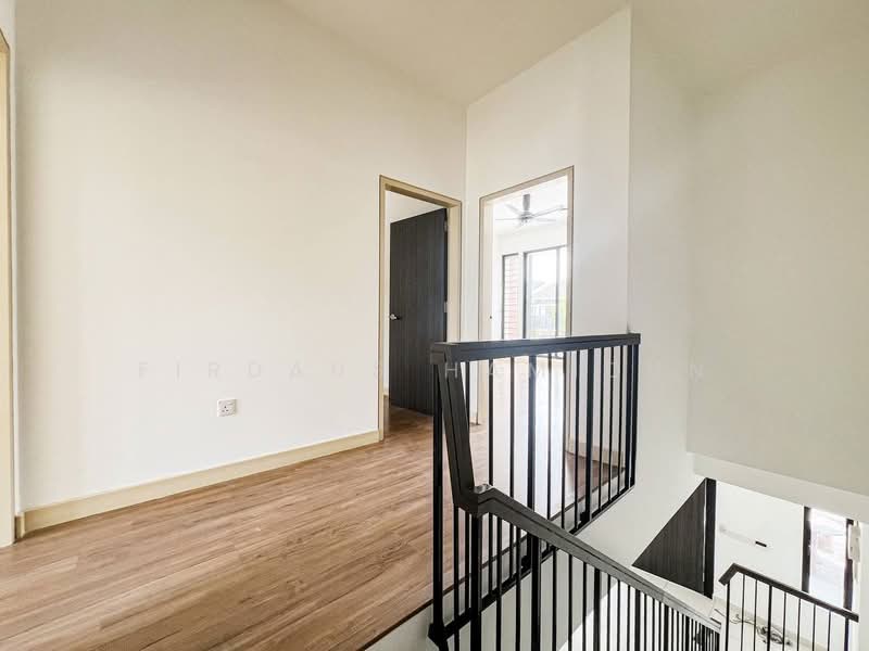 For Sale - City of Elmina : Elmina Valley 1