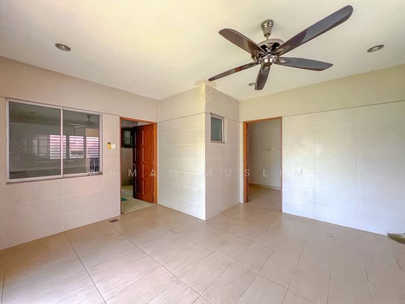 2-storey Terraced House for Sale in Seksyen 7 (Shah Alam) - Ahmad Muslim - PropertyGuru.com.my