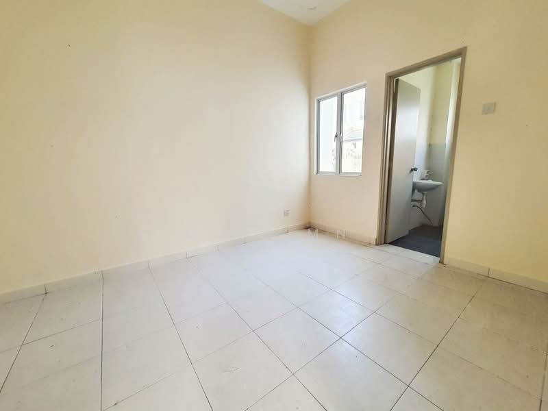 2-storey Terraced House for Sale in Kuala Selangor (Selangor) - Muin Mn - Interior - PropertyGuru.com.my