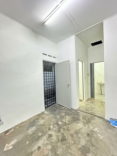 Taman Universiti untuk Untuk Dijual - RM 450,000, Mac 2026 - PropertyGuru.com.my