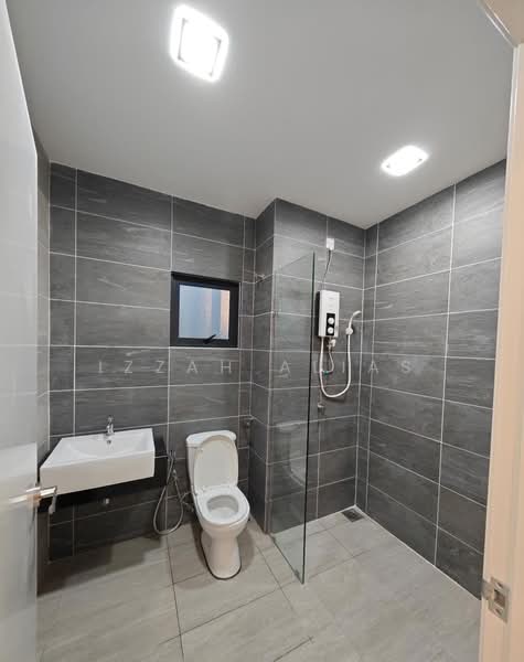 Sejati Lakeside @ Cyberjaya untuk Untuk Disewa - RM 5,000 /bulan, Feb 2026 - Bathroom - PropertyGuru.com.my