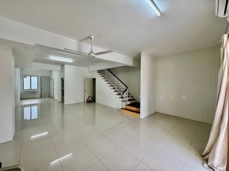 2-storey Terraced House for Sale in Dengkil (Selangor) - Firdaus Hamidun - Living Room - PropertyGuru.com.my