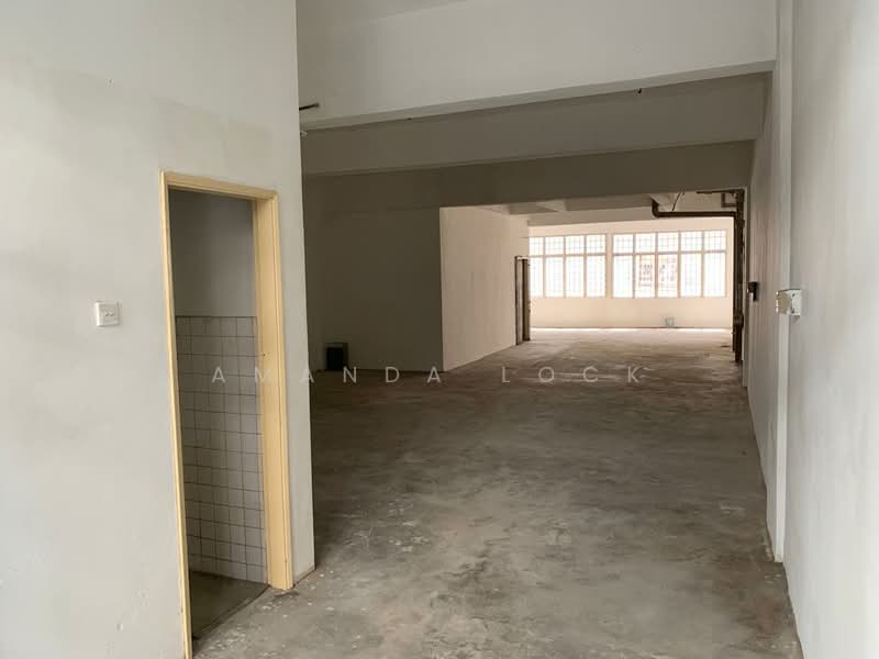 Office for Rent in Taman Puncak Jalil (Seri Kembangan) - Amanda Lock - Interior - PropertyGuru.com.my