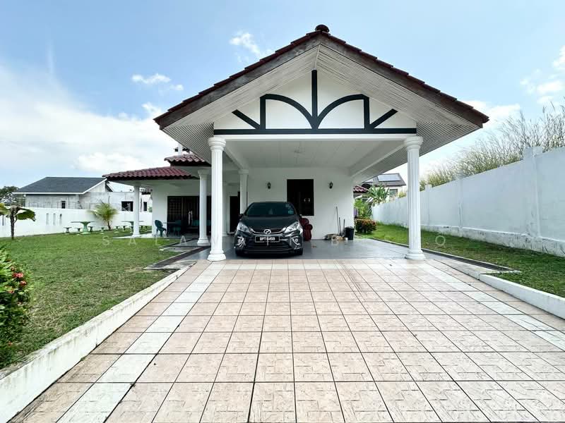 Bungalow for Sale in Seksyen 9 (Shah Alam) - Salawati Busro - Exterior - PropertyGuru.com.my